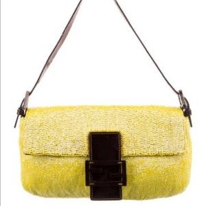 Used only once - vintage Fendi baguette